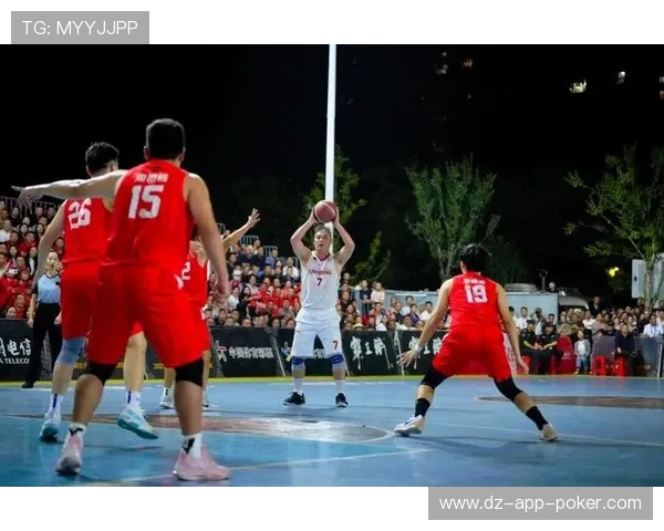 余坤带伤抢断上篮绝杀，潜江球员称“不服输咬到底”