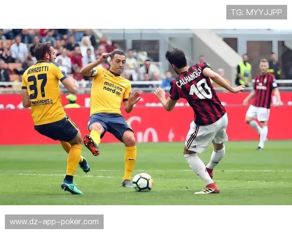 佛罗伦萨客场疲软，防守问题成保级关键